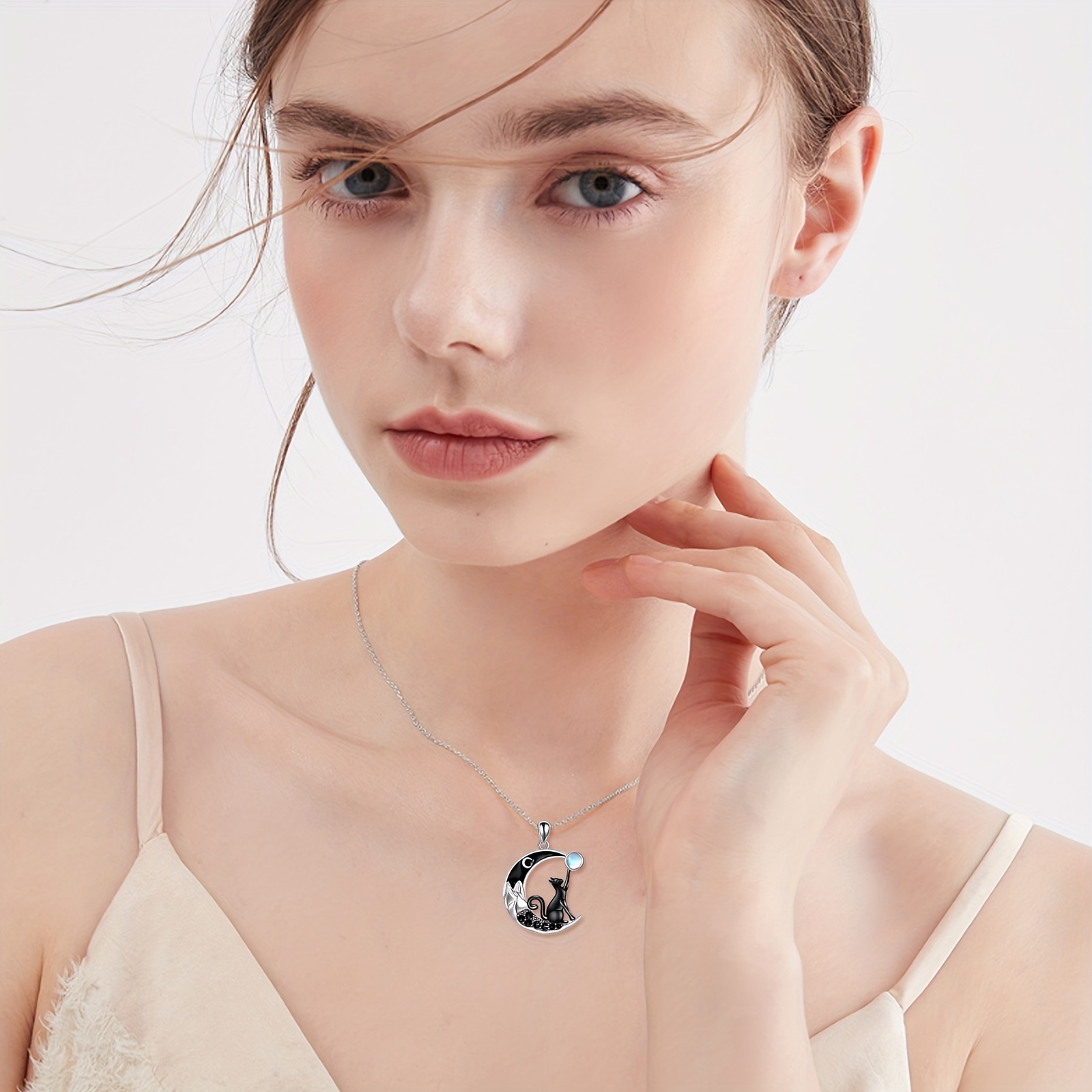 Sterling Silver Moonstone Irish Necklace for Women